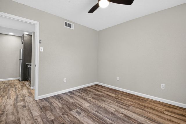 1516 Bay Area Boulevard S15, Houston, TX 77598