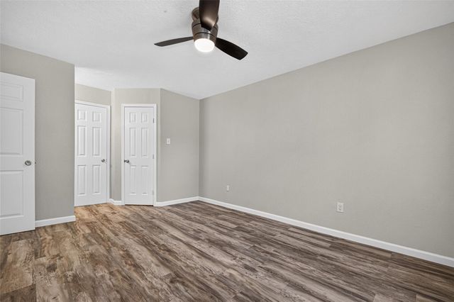1516 Bay Area Boulevard S15, Houston, TX 77598