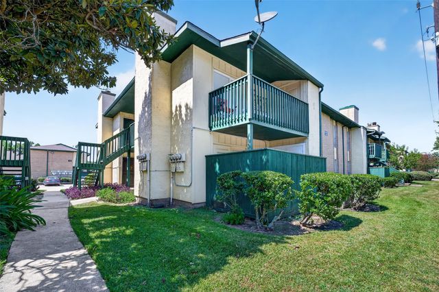 1516 Bay Area Boulevard S15, Houston, TX 77598