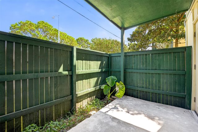 1516 Bay Area Boulevard S15, Houston, TX 77598