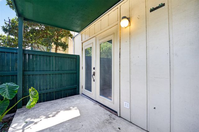 1516 Bay Area Boulevard S15, Houston, TX 77598