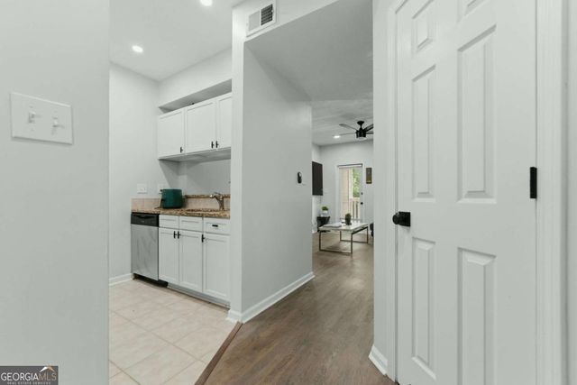 1250 Parkwood Circle SE 1214, Atlanta, GA 30339