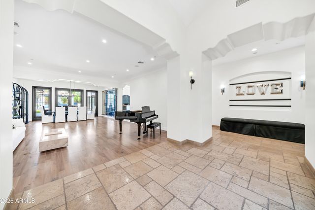 5210 E VIA LOS CABALLOS Lane, Paradise Valley, AZ 85253