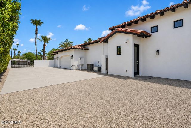 5210 E VIA LOS CABALLOS Lane, Paradise Valley, AZ 85253