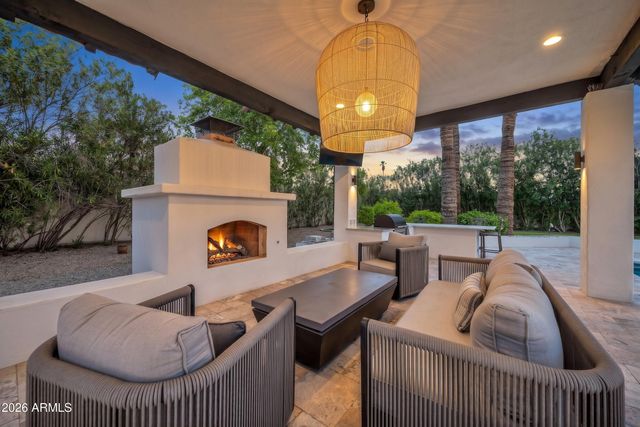 5210 E VIA LOS CABALLOS Lane, Paradise Valley, AZ 85253
