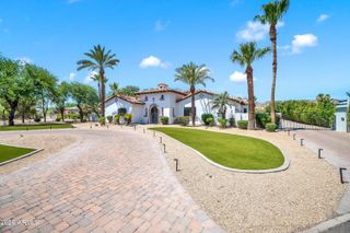 5210 E VIA LOS CABALLOS Lane, Paradise Valley, AZ 85253