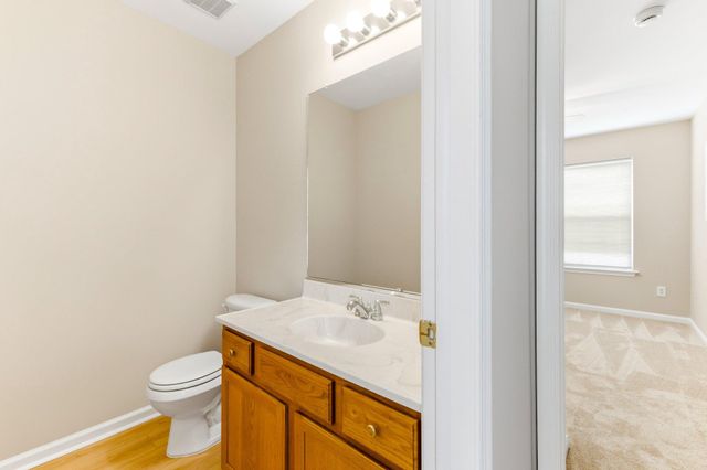 144 ALEXANDER RD, Beverly, NJ 08010
