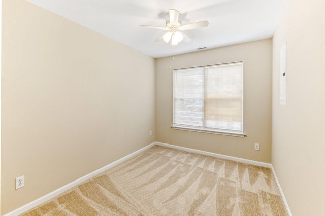 144 ALEXANDER RD, Beverly, NJ 08010