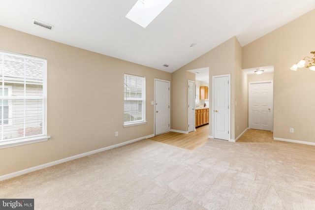 144 ALEXANDER RD, Beverly, NJ 08010