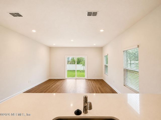 726 SAILOR GROVE Lane, Jacksonville, FL 32221
