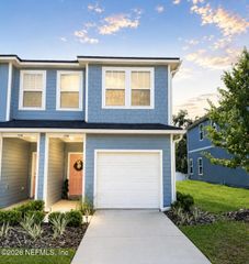 726 SAILOR GROVE Lane, Jacksonville, FL 32221