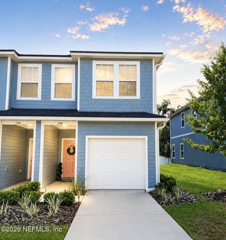 726 SAILOR GROVE Lane, Jacksonville, FL 32221