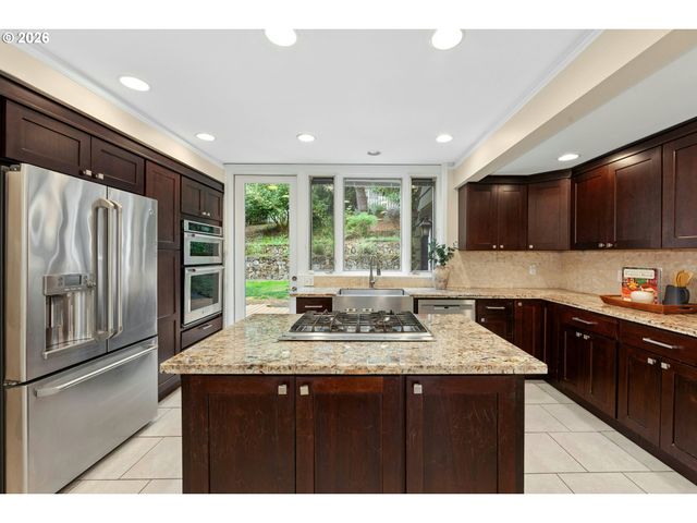 5616 Sw 42ND Ave, Portland, OR 97221