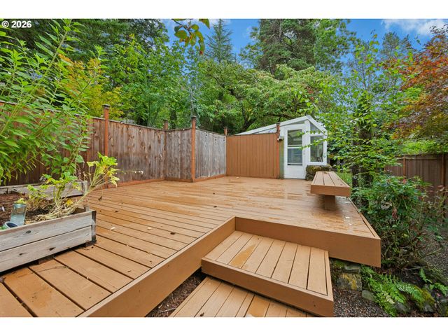 5616 Sw 42ND Ave, Portland, OR 97221