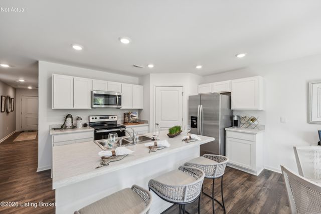 624 Zelcova Dr, Eminence, KY 40019