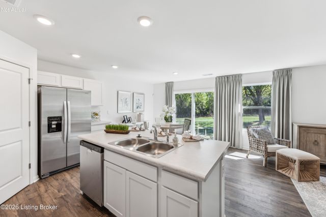 624 Zelcova Dr, Eminence, KY 40019