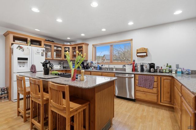 24492 OAK MEADOWS CT, Keystone, SD 57751