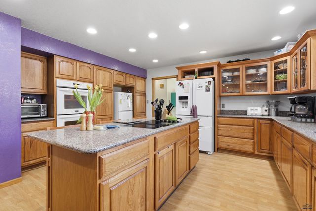 24492 OAK MEADOWS CT, Keystone, SD 57751