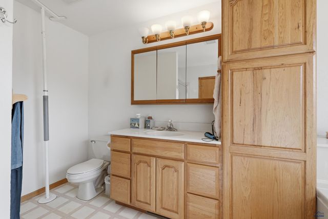 24492 OAK MEADOWS CT, Keystone, SD 57751