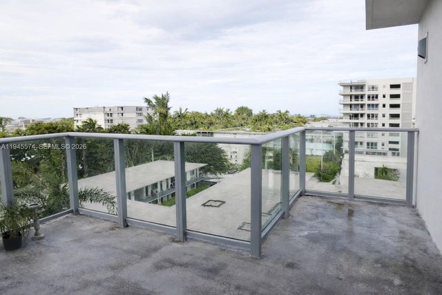 1025 92nd St 804, Bay Harbor Islands, FL 33154