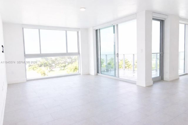 1025 92nd St 804, Bay Harbor Islands, FL 33154