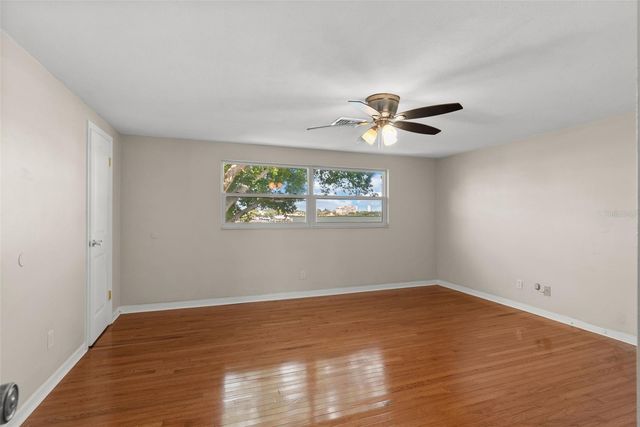 7887 9TH AVENUE S, St Petersburg, FL 33707