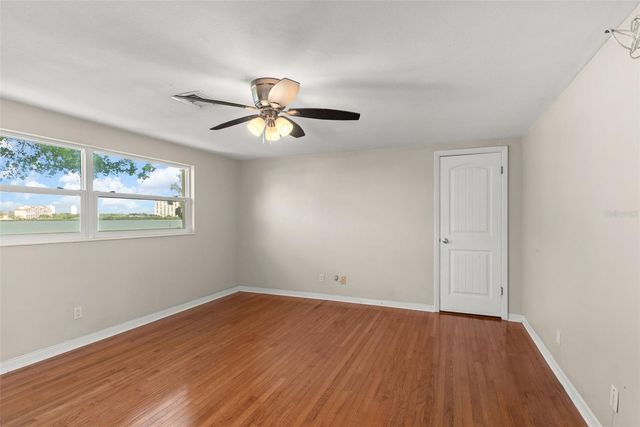 7887 9TH AVENUE S, St Petersburg, FL 33707