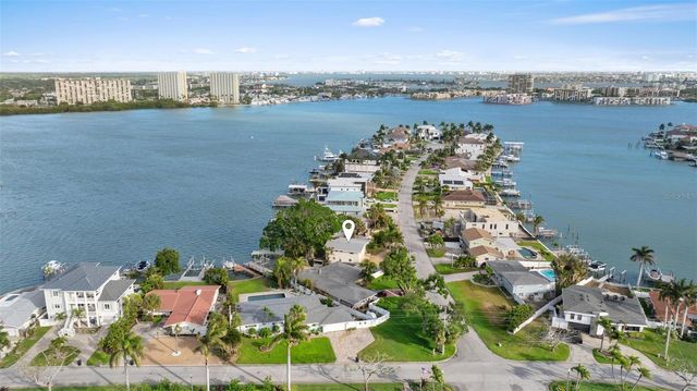 7887 9TH AVENUE S, St Petersburg, FL 33707