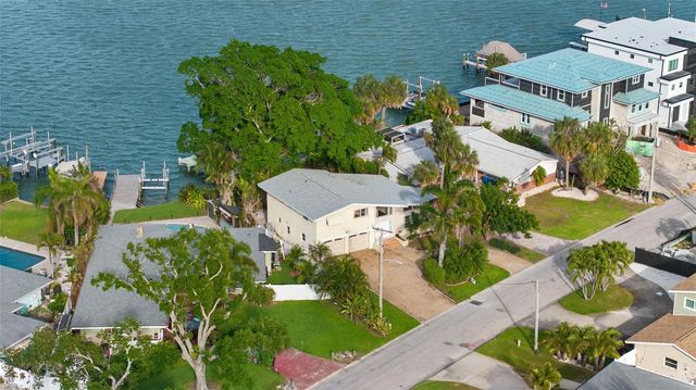 7887 9TH AVENUE S, St Petersburg, FL 33707