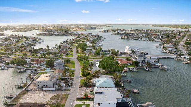 7887 9TH AVENUE S, St Petersburg, FL 33707