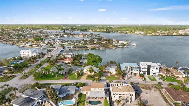 7887 9TH AVENUE S, St Petersburg, FL 33707