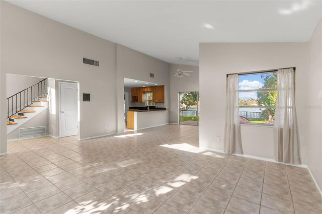 7887 9TH AVENUE S, St Petersburg, FL 33707