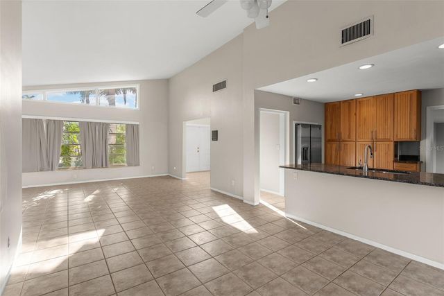 7887 9TH AVENUE S, St Petersburg, FL 33707