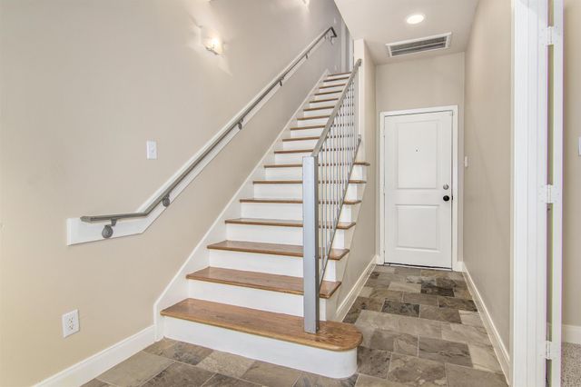 5227 Lillian Street, Houston, TX 77007