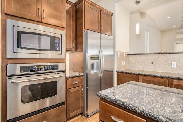 5227 Lillian Street, Houston, TX 77007