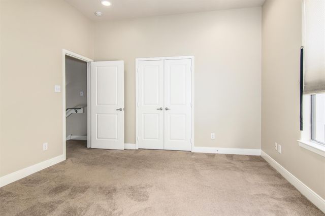 5227 Lillian Street, Houston, TX 77007