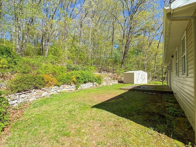 177 Gore Rd, Webster, MA 01570