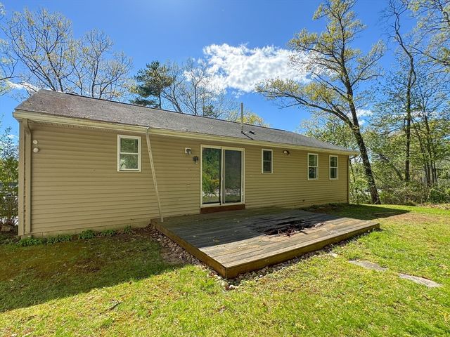 177 Gore Rd, Webster, MA 01570