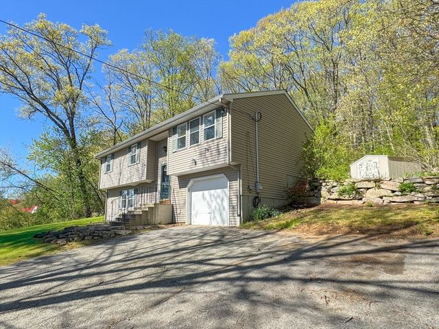 177 Gore Rd, Webster, MA 01570