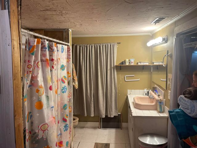 110 Locust Street, Quitman, AR 72131