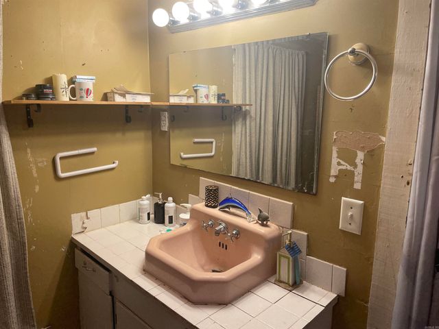 110 Locust Street, Quitman, AR 72131