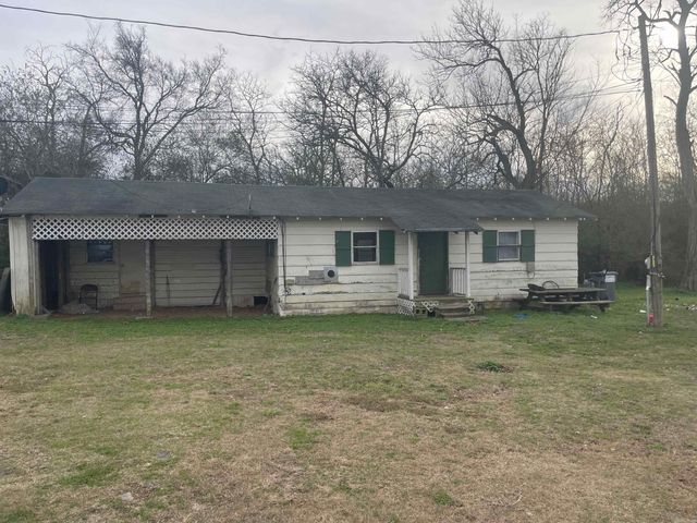 110 Locust Street, Quitman, AR 72131