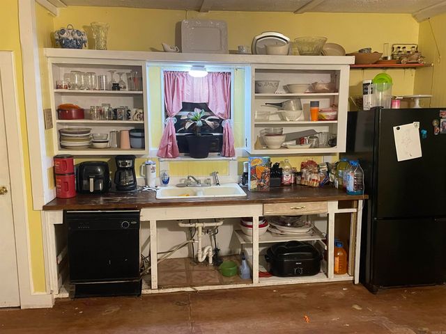 110 Locust Street, Quitman, AR 72131