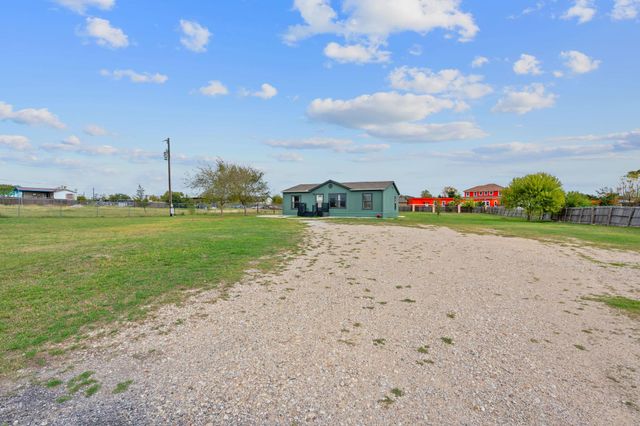 128 Monterrey Hills DR, Del Valle, TX 78617