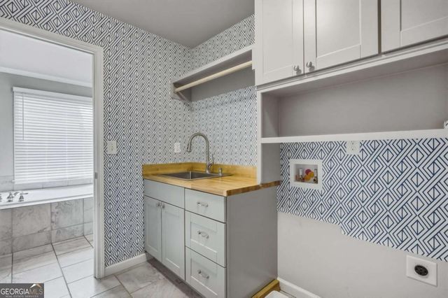 1382 Sutters Pond Drive NW, Kennesaw, GA 30152