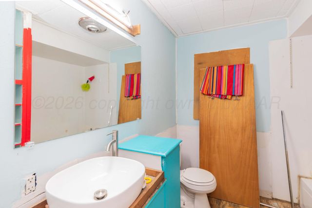 107 Inverness Street, Borger, TX 79007