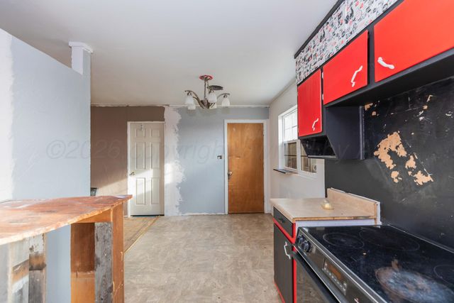 107 Inverness Street, Borger, TX 79007