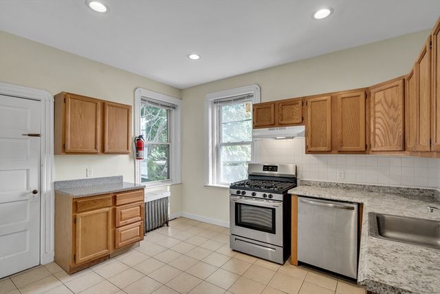 41 Orkney Rd 2, Boston, MA 02135