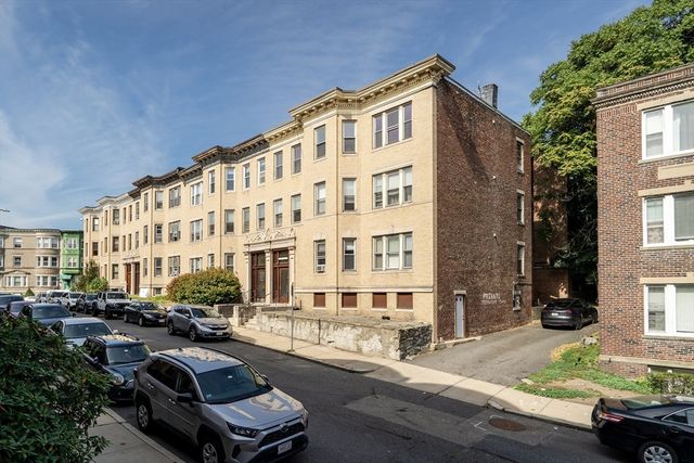 41 Orkney Rd 2, Boston, MA 02135