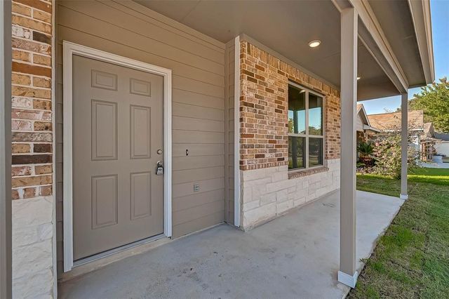 7074 Gentle Breeze Drive, Willis, TX 77318